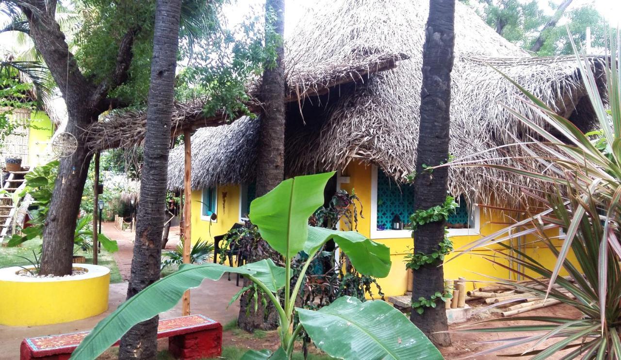 Dharmakanni Tropical Huts Auroville Exterior photo